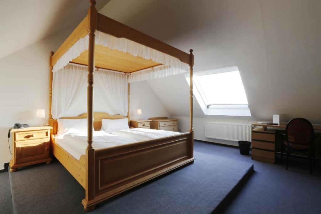 Lütjenburg Hotel Luettje Burg מראה חיצוני תמונה