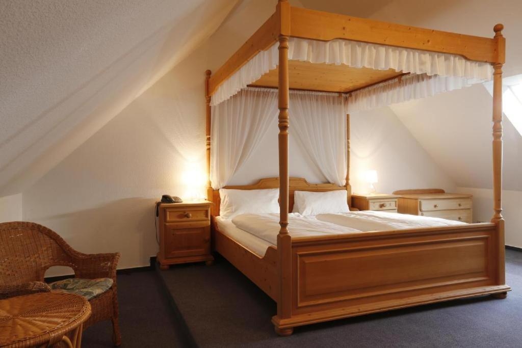 Lütjenburg Hotel Luettje Burg מראה חיצוני תמונה